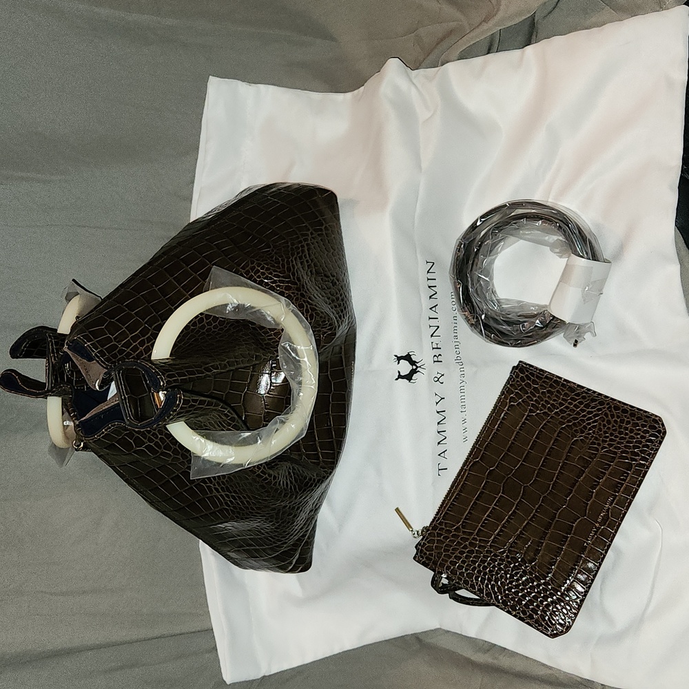 Handbag - Picture 9 of 11